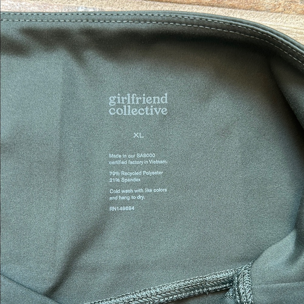 Girlfriend Collective Olive Bike Shorts - Picture 2 of 7